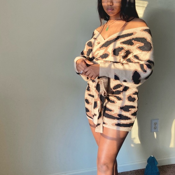 Two piece set ! - Picture 1 of 2